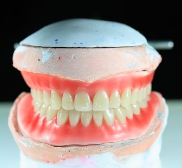Teeth mold tray